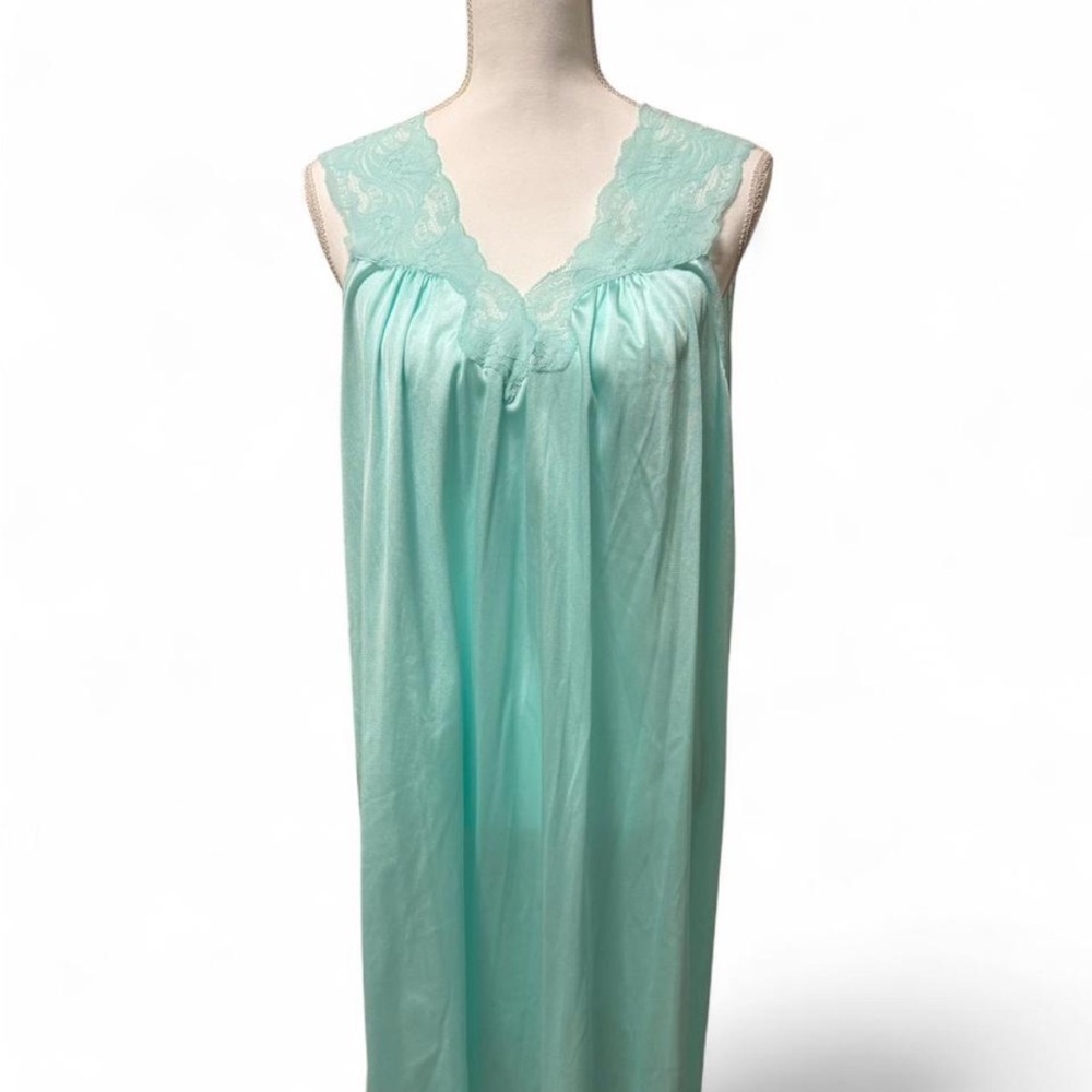 Vassarette Mint Lace Chemise